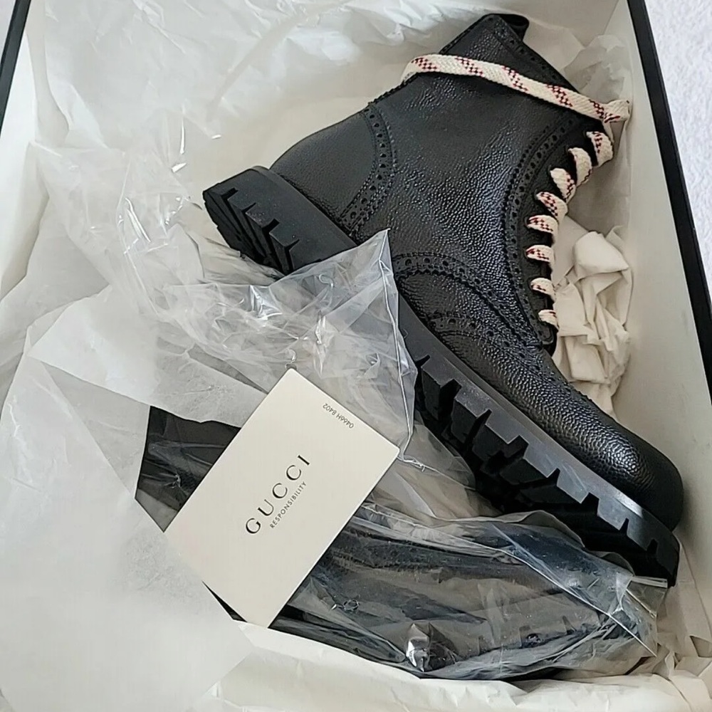 Authentic GUCCI men’s lace up black leather boots - Picture 2 of 5